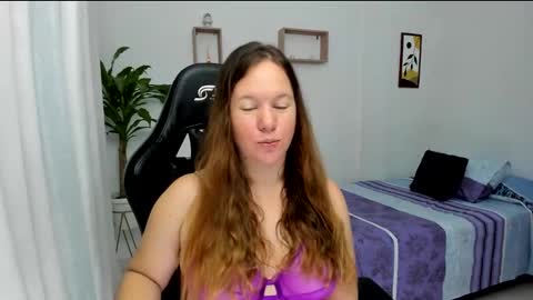 Snapshot of samanthaleon chatting on February 2, 2025, 11:11 pm Samantha samy online show from February 2, 2025, 11:11 pm