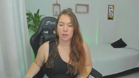 Snapshot of samanthaleon chatting on February 22, 2025, 11:13 pm Samantha samy online show from February 22, 2025, 11:13 pm