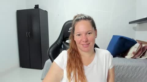 Snapshot of samanthaleon chatting on October 10, 2025, 12:42 am Samantha samy online show from October 10, 2025, 12:42 am