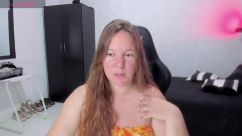 Snapshot of samanthaleon chatting on November 17, 2025, 1:44 am Samantha samy online show from November 17, 2025, 1:44 am