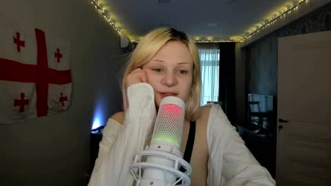 Snapshot of samanthamiasnik1 chatting on January 18, 2025, 12:36 pm Samantha online show from January 18, 2025, 12:36 pm