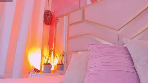  SAMANTHA online show from April 8, 2026, 9:59 pm