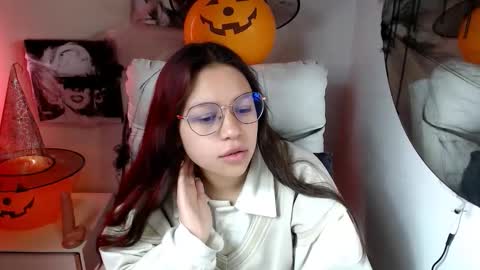 Snapshot of samantharoldan chatting on October 18, 2025, 2:29 pm Samantha online show from October 18, 2025, 2:29 pm