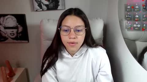 Snapshot of samantharoldan chatting on November 12, 2025, 2:39 pm Samantha online show from November 12, 2025, 2:39 pm