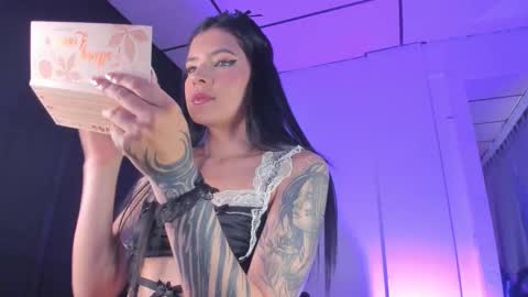 Snapshot of samanthawestx chatting on October 17, 2025, 9:39 pm Sam online show from October 17, 2025, 9:39 pm