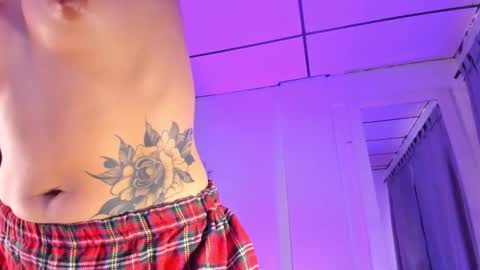 Snapshot of samanthawestx chatting on November 23, 2025, 5:57 pm Sam online show from November 23, 2025, 5:57 pm