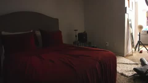 Yaya online show from December 5, 2025, 11:08 am