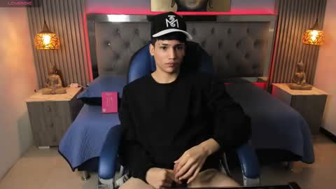 Snapshot of samblack_ chatting on February 20, 2026, 12:49 pm Sam online show from February 20, 2026, 12:49 pm