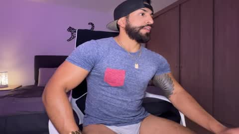 Snapshot of samdornan chatting on February 25, 2025, 10:50 pm Sam Dornan online show from February 25, 2025, 10:50 pm