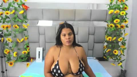 Snapshot of samevanshot chatting on October 15, 2025, 7:58 pm samevanshot online show from October 15, 2025, 7:58 pm