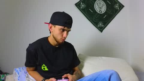 samevansx online show from December 17, 2025, 11:22 pm