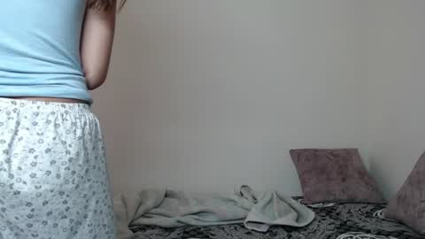 Tami  Gael online show from July 24, 2026, 2:04 pm