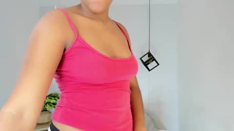 Snapshot of samie_mury chatting on October 19, 2025, 3:40 am Samie Mury online show from October 19, 2025, 3:40 am