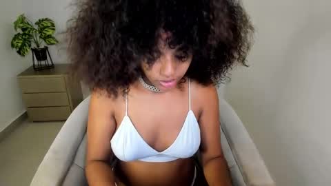 Snapshot of samie_mury chatting on November 14, 2025, 4:22 am Samie Mury online show from November 14, 2025, 4:22 am