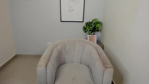 Snapshot of samie_mury chatting on December 4, 2025, 3:27 am Samie Mury online show from December 4, 2025, 3:27 am