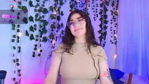 samii evans  online show from October 24, 2025, 3:03 am