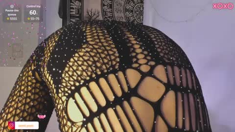 Snapshot of samii_monroe chatting on December 11, 2024, 8:18 pm Sam online show from December 11, 2024, 8:18 pm