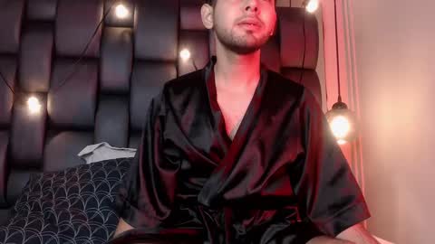 Snapshot of samir_bear chatting on January 30, 2025, 12:06 pm Samir online show from January 30, 2025, 12:06 pm