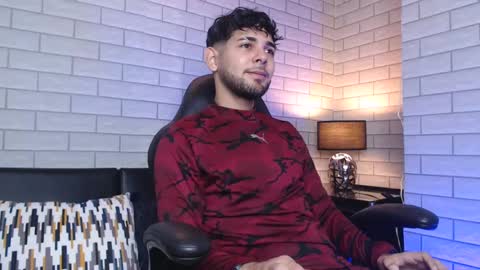 Snapshot of samir_bear chatting on February 27, 2025, 12:23 pm Samir online show from February 27, 2025, 12:23 pm