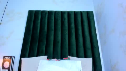 Snapshot of samir_bear chatting on March 1, 2025, 3:27 pm Samir online show from March 1, 2025, 3:27 pm