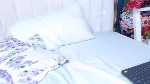 Snapshot of samir_bear chatting on March 12, 2025, 3:29 pm Samir online show from March 12, 2025, 3:29 pm