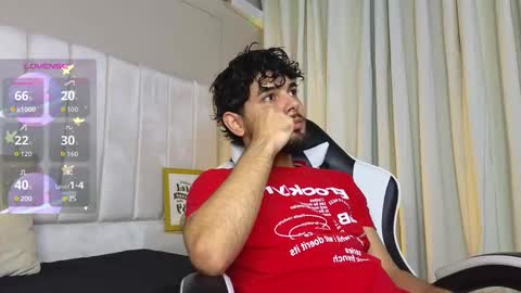 Snapshot of samir_bear chatting on September 9, 2025, 12:26 pm Samir online show from September 9, 2025, 12:26 pm