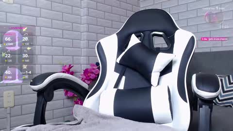 Snapshot of samir_bear chatting on September 30, 2025, 12:43 pm Samir online show from September 30, 2025, 12:43 pm