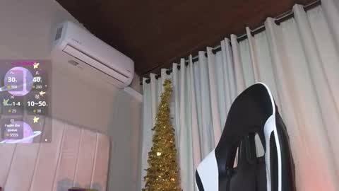 Snapshot of samir_bear chatting on December 18, 2025, 12:33 pm Samir online show from December 18, 2025, 12:33 pm