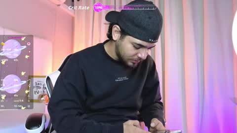 Snapshot of samir_bear chatting on February 3, 2026, 12:43 pm Samir online show from February 3, 2026, 12:43 pm