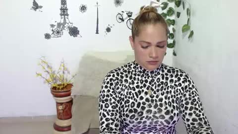 SAMIRA online show from January 25, 2025, 9:35 pm