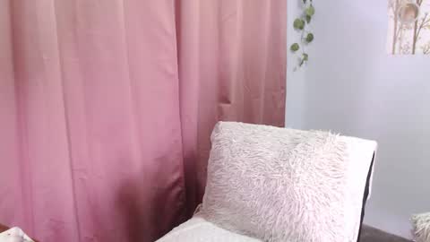 Snapshot of samira_lennox chatting on March 5, 2026, 11:23 pm SAMIRA online show from March 5, 2026, 11:23 pm