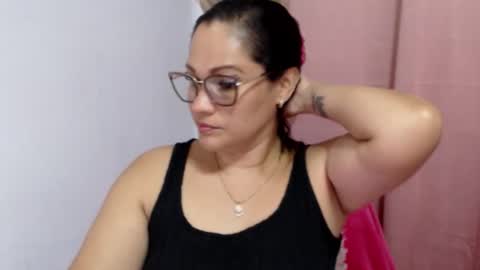 Snapshot of samira_lennox chatting on May 9, 2026, 8:14 pm SAMIRA online show from May 9, 2026, 8:14 pm