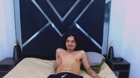 Snapshot of samisaturno chatting on February 25, 2026, 10:52 pm samisaturno online show from February 25, 2026, 10:52 pm