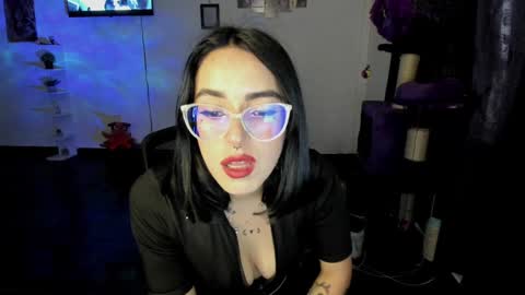 Snapshot of samismith77 chatting on January 7, 2025, 9:25 pm SARA online show from January 7, 2025, 9:25 pm