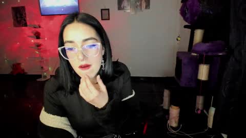 Snapshot of samismith77 chatting on January 8, 2025, 3:29 am SARA online show from January 8, 2025, 3:29 am