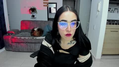 Snapshot of samismith77 chatting on September 15, 2025, 12:43 am SARA online show from September 15, 2025, 12:43 am