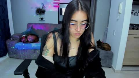 Snapshot of samismith77 chatting on May 5, 2026, 4:09 am SARA online show from May 5, 2026, 4:09 am