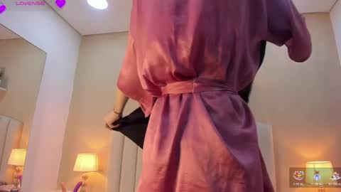 Snapshot of samm_angel chatting on June 1, 2026, 3:52 am samm_angel online show from June 1, 2026, 3:52 am
