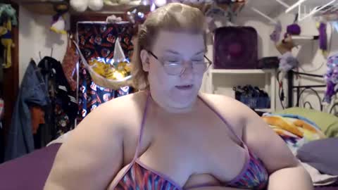 SammieJean online show from November 12, 2025, 2:06 pm