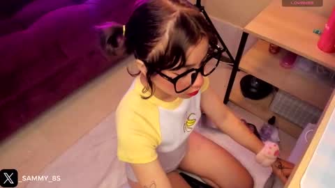 Snapshot of sammy__8 chatting on February 22, 2025, 4:40 am Sammy online show from February 22, 2025, 4:40 am