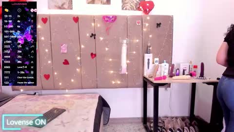  Sammy  online show from November 6, 2025, 1:28 am