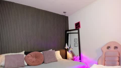 Axel online show from February 3, 2026, 8:03 pm