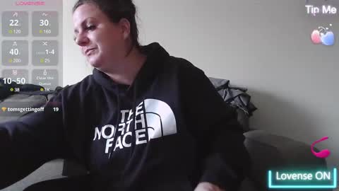 Snapshot of sammyraxx chatting on December 12, 2024, 3:37 pm Sammy Raxx online show from December 12, 2024, 3:37 pm