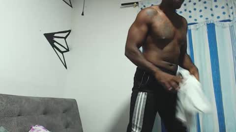 Snapshot of samsondauda chatting on December 6, 2024, 4:25 am samson dauda online show from December 6, 2024, 4:25 am