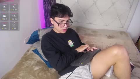 Snapshot of samu_foxxx chatting on October 14, 2025, 8:53 pm SAMU online show from October 14, 2025, 8:53 pm