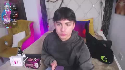 Snapshot of samu_foxxx chatting on November 4, 2025, 8:52 pm SAMU online show from November 4, 2025, 8:52 pm