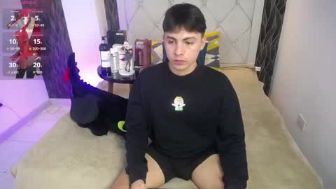 Snapshot of samu_foxxx chatting on December 15, 2025, 8:24 pm SAMU online show from December 15, 2025, 8:24 pm