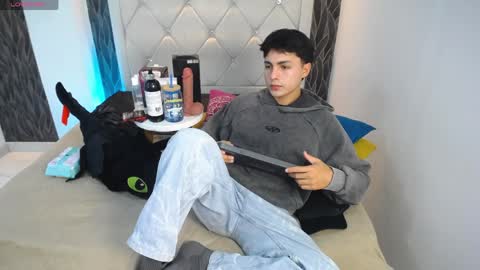 Snapshot of samu_foxxx chatting on April 8, 2026, 8:31 pm SAMU online show from April 8, 2026, 8:31 pm