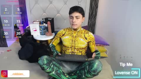 Snapshot of samu_foxxx chatting on April 9, 2026, 8:36 pm SAMU online show from April 9, 2026, 8:36 pm