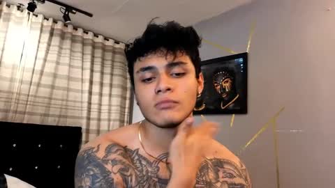 samu_lara online show from October 7, 2025, 12:30 am